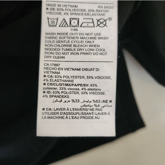 NWT Plus Size Old Navy Black Total Bliss Active Ultralight Go Dry Tank Top  3X - Picture 3 of 4